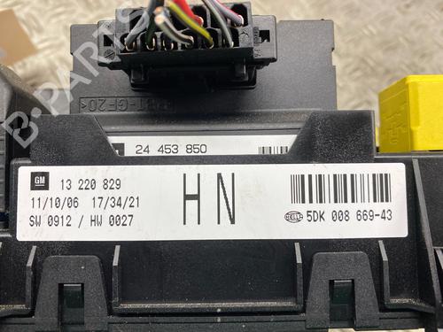 Fuse box OPEL ASTRA H (A04) 1.6 (L48) | BP36595768E1 - Image 7