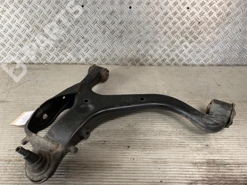 Used Right front suspension arm LAND ROVER RANGE ROVER SPORT I (L320) 2.7 D 4x4 (190 hp) 10529355