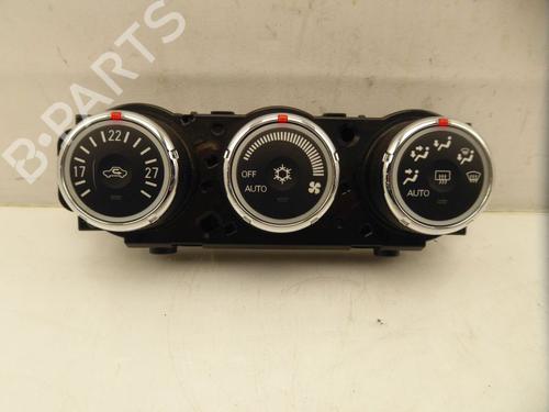 Commande Chauffage MITSUBISHI OUTLANDER II (CW_W) 2.2 DI-D 4WD (156 hp) 33155391