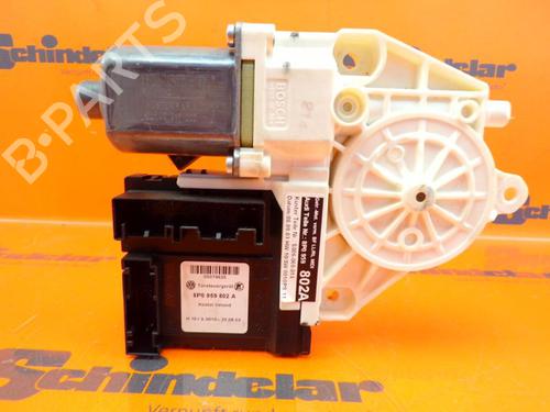 Used Right front window motor AUDI A3 (8P1) 2.0 TDI 16V (140 hp) 32830012