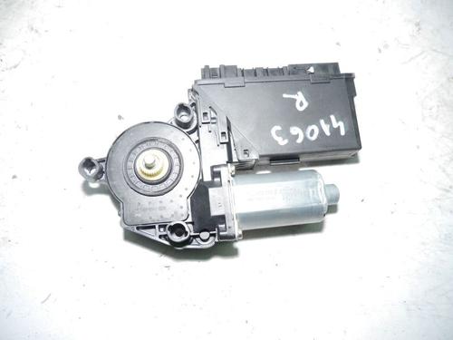 Used Rubber door seal AUDI A4 B6 Avant (8E5) 1.9 TDI (130 hp) 32822648