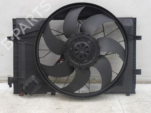Used Radiator fan Radiator fan MERCEDES-BENZ C-CLASS (W203) C 180 Kompressor (203.046) (143 hp) 38023416 38023416