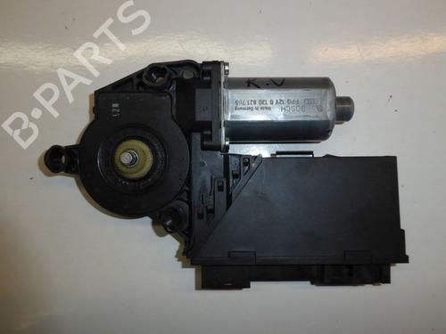 Vindusheismekanisme høyre foran VW TOUAREG (7LA, 7L6, 7L7) 2.5 R5 TDI (174 hp) 32825881