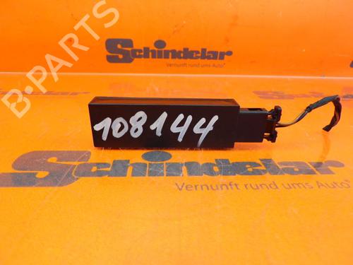 Used Electronic module Electronic module SKODA FABIA III Estate (NJ5) 1.0 TSI (95 hp) 33147704 33147704