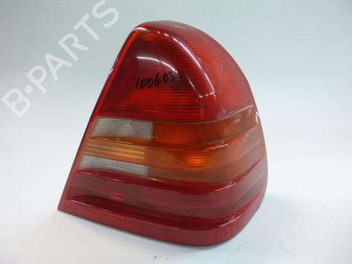 Højre baglygte MERCEDES-BENZ C-CLASS (W202) C 180 (202.018) (122 hp) 33139728