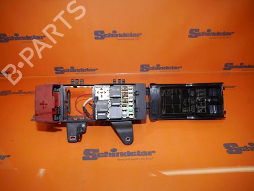 Fuse box JAGUAR XE (X760) 2.0 D | BP24390028E1 