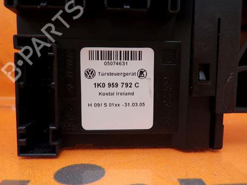 Right front window motor VW TOURAN (1T1, 1T2) 1.6 | BP27620093E20 