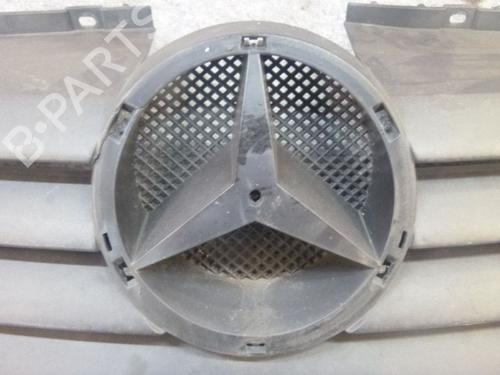 Grille MERCEDES-BENZ VANEO (414) 1.7 CDI (414.700) | BP24380465C40 