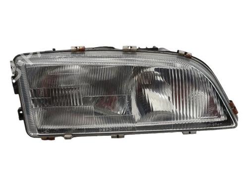 Faro anteriore destro Faro anteriore destro VOLVO V70 I (875, 876) 2.4 (144 hp) 34212812 34212812