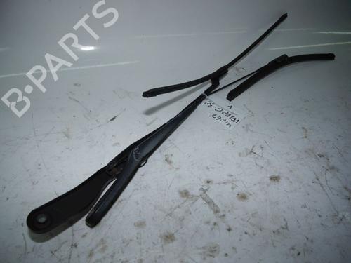 front-windshield-wiper-arm-volvo-c30-533-2006-2007-2008-2009-2010-2011-2012-2013-32634446 main image