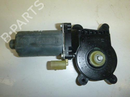Used Right rear window motor LAND ROVER RANGE ROVER III (L322) 3.6 D 4x4 (272 hp) 24386034