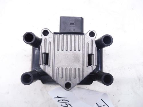 Used Throttle body VW GOLF IV (1J1) 1.4 16V (75 hp) 32826051