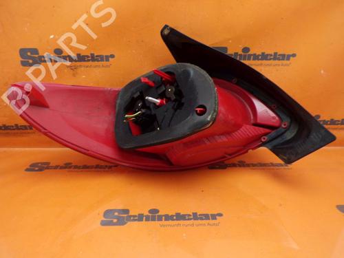 Right taillight PEUGEOT 206+ (2L_, 2M_) 1.4 i (2LKFWA, 2MKFWA) | BP27551700C35 