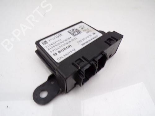 Used Electronic module OPEL CORSA E (X15) 1.4 (08, 68) (90 hp) 33158348