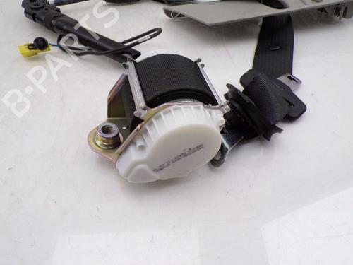 Front right seatbelt OPEL MERIVA B MPV (S10) 1.4 (75) | BP33156918I25 - Image 3