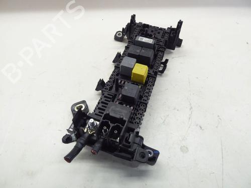 Used Fuse box Fuse box MERCEDES-BENZ B-CLASS Sports Tourer (W246, W242) B 180 CDI / d (246.212) (109 hp) 33144208 33144208