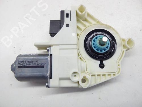 Left rear window motor AUDI A4 B8 Avant (8K5) 2.0 TFSI quattro | BP30669632E23