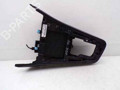 Middle console RENAULT ARKANA I (LCM_, LDN_) 1.3 TCe 140 (LDN0) | BP31076992I22 