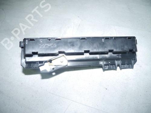 Fuse box BMW 6 (E63) 630 i | BP32827503E1 - Image 2