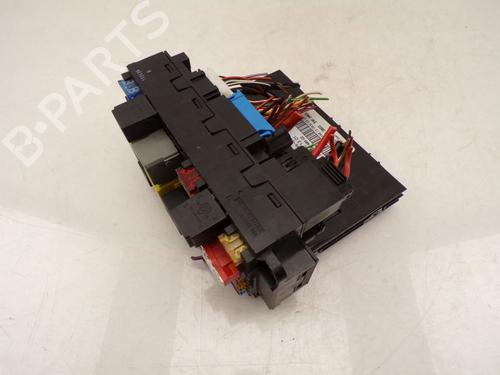 fuse-box-mercedes-benz-c-class-w203-2000-2001-2002-2003-2004-2005-2006-2007-32652984 main image