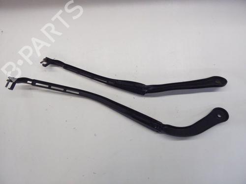 Front windshield wiper arm BMW 3 Touring (E91) 330 d xDrive | BP24387652C143 