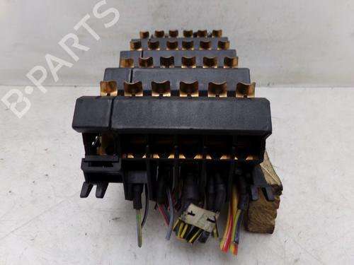 Fuse box MERCEDES-BENZ E-CLASS T-Model (S124) E 200 T (124.079) | BP33155739E1 - Image 4