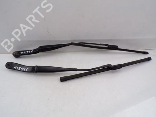 Used Front windshield wiper arm Front windshield wiper arm JEEP RENEGADE SUV (BU, B1, BV) 1.0 T-GDi (120 hp) 33298452 33298452