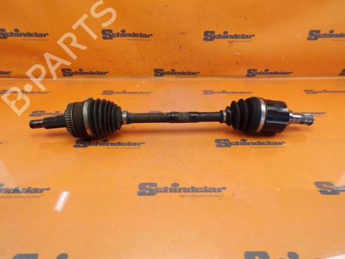 Drivaksel fortil venstre KIA SPORTAGE III (SL) 1.7 CRDi (116 hp) 33047778