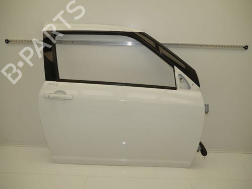 Dør højre fortil SUZUKI SWIFT III (MZ, EZ) 1.3 (RS413, ZC11S) (92 hp) 32641015