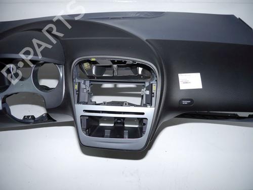 Dashboard SEAT ALTEA (5P1) 2.0 TDI | BP32636123C46