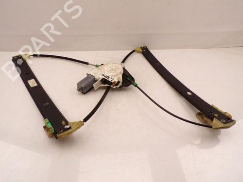 Rudehejsemekanisme ventre foran AUDI A4 B8 Avant (8K5) 2.0 TDI (150 hp) 32400154