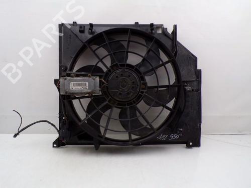 Used Radiator fan BMW 3 Compact (E46) 316 ti (115 hp) 33003450