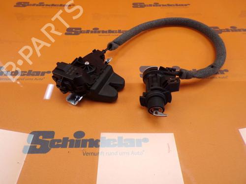 Tailgate lock MERCEDES-BENZ C-CLASS (W204) C 180 Kompressor (204.046) | BP24391610C101 
