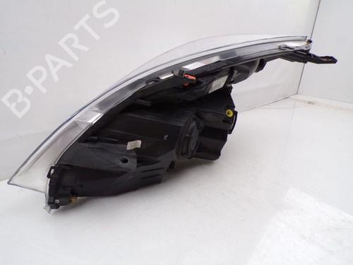Right headlight OPEL MERIVA B MPV (S10) 1.4 (75) | BP31260939C29