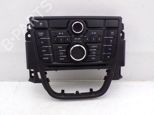 Used Radio OPEL MERIVA B MPV (S10) 1.4 (75) (120 hp) 32652339