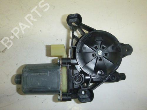 Right front window motor VW GOLF VII (5G1, BQ1, BE1, BE2) 1.6 TDI | BP24386153E20 
