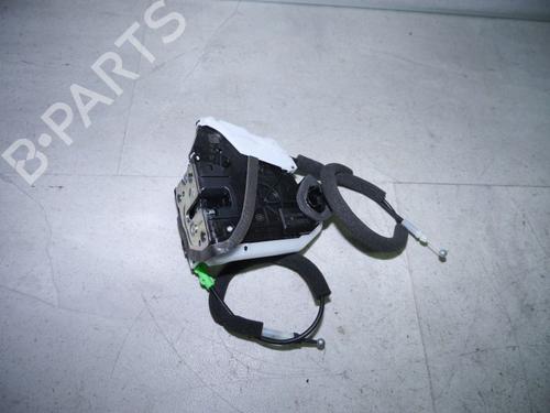 Højre bagtil lås NISSAN JUKE (F16_) DIG-T 117 (117 hp) 32640235