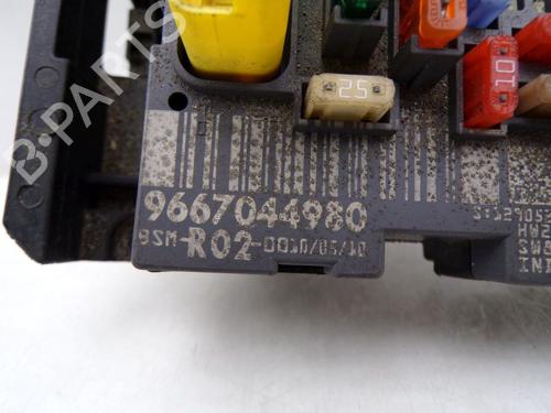 Fuse box RENAULT CLIO IV (BH_) 0.9 TCe 90 (BHNF, BHMA, BHMH, BHJK, BHJR) | BP31865770E1