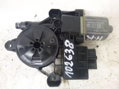 Used Right rear window motor SEAT LEON SC (5F5) 1.4 TSI (122 hp) 33140697