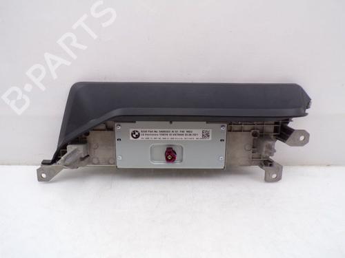 Display BMW 1 (F40) 118 i | BP31077044C48