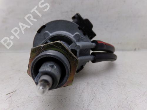 Switch MERCEDES-BENZ E-CLASS T-Model (S124) E 200 T (124.079) | BP32651242I30