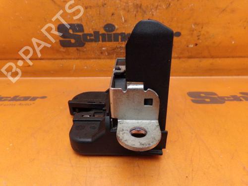 Tailgate lock VW TOURAN (1T1, 1T2) 1.6 FSI | BP27857116C101 