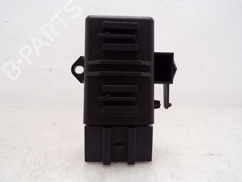 Module électronique AUDI A1 Sportback (8XA, 8XF) 1.0 TFSI (95 hp) 30366411