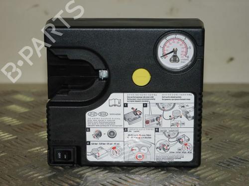 Used Electronic module KIA CEE'D (JD) 1.4 CVVT (100 hp) 32828272