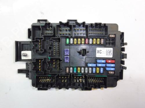 Used Fuse box TESLA MODEL X (5YJX) P90D AWD (772 hp) 32637939
