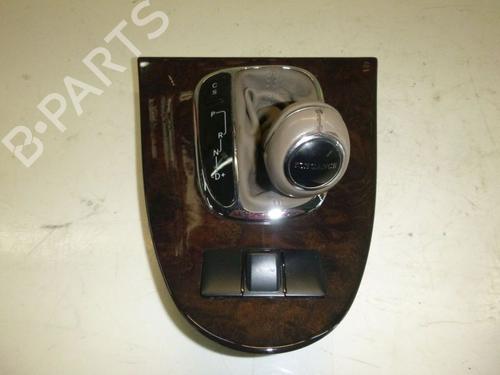 Used Middle console MERCEDES-BENZ CLK Convertible (A209) CLK 200 Kompressor (209.442) (163 hp) 33142142