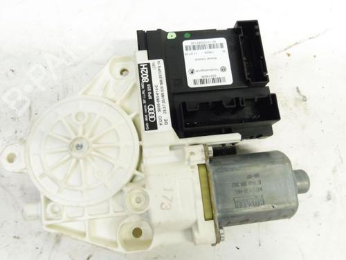 Used Electronic module Electronic module AUDI A3 (8P1) 1.9 TDI (105 hp) 33141198 33141198