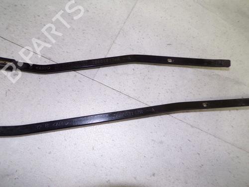 Front windshield wiper arm DACIA DUSTER (HM_) 1.6 SCe 115 (HMM1) | BP32640145C143