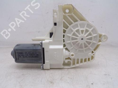 rudehejsemotor-forskrm-hjre-audi-a5-convertible-8f7-2009-2010-2011-2012-2013-2014-2015-2016-2017-33156669 main image