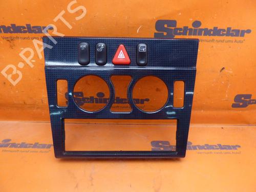 Mittelkonsole MERCEDES-BENZ C-CLASS (W202) C 180 (202.018) (122 hp) 33153107